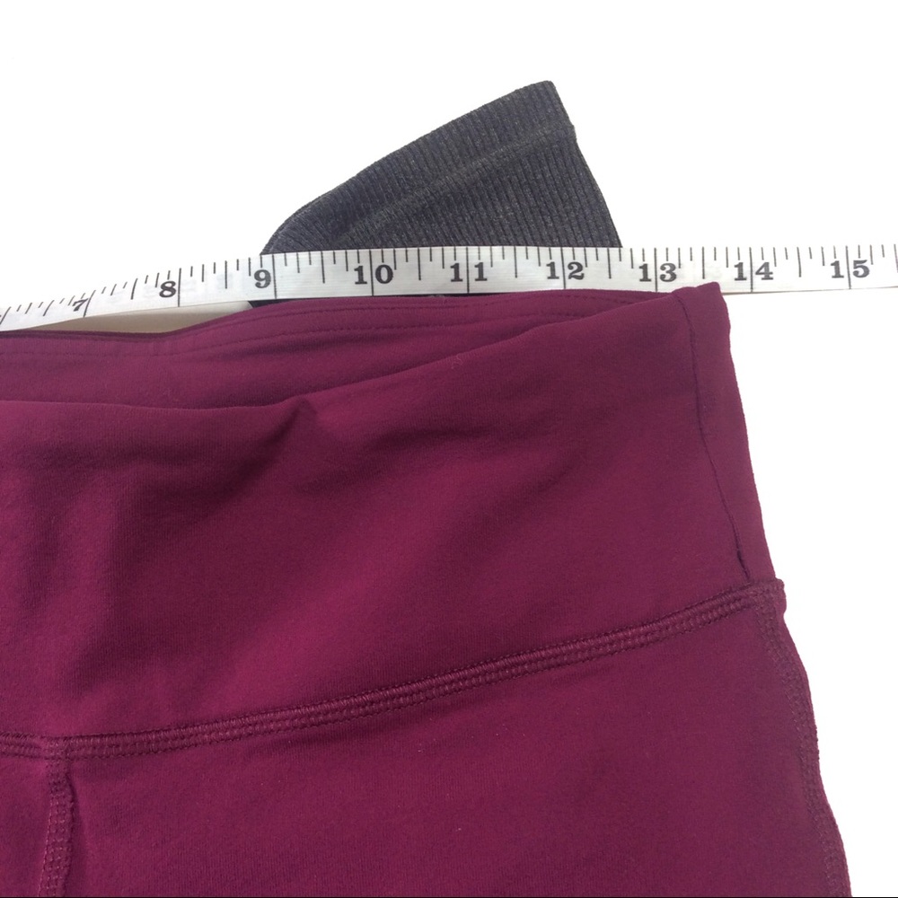 ALO Yoga WHITE and Gray Colorblock Leggings - Picture 6 of 16